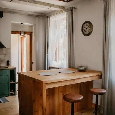 Zelta Apelsina Apartamenti Kuldīga Exterior photo